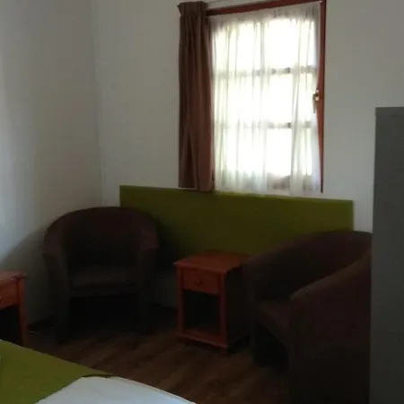Nadas Pihenopark Bed & Breakfast *