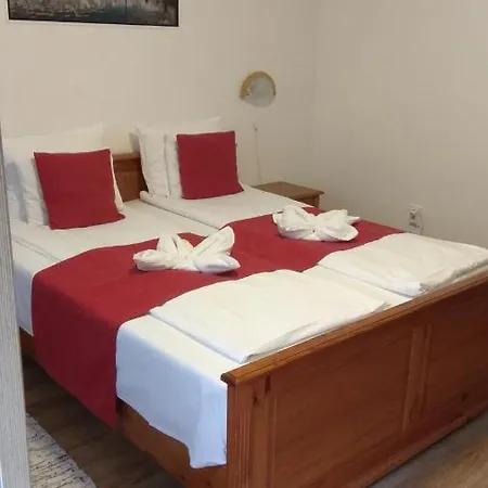 Bed & Breakfast Nadas Pihenopark