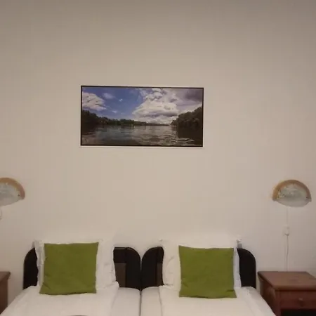 Nadas Pihenopark Bed & Breakfast