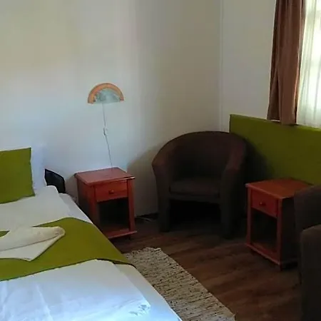 Nádas Pihenőpark Frühstückspension Tiszafüred