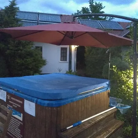 Bed & Breakfast Nadas Pihenopark Tiszafüred